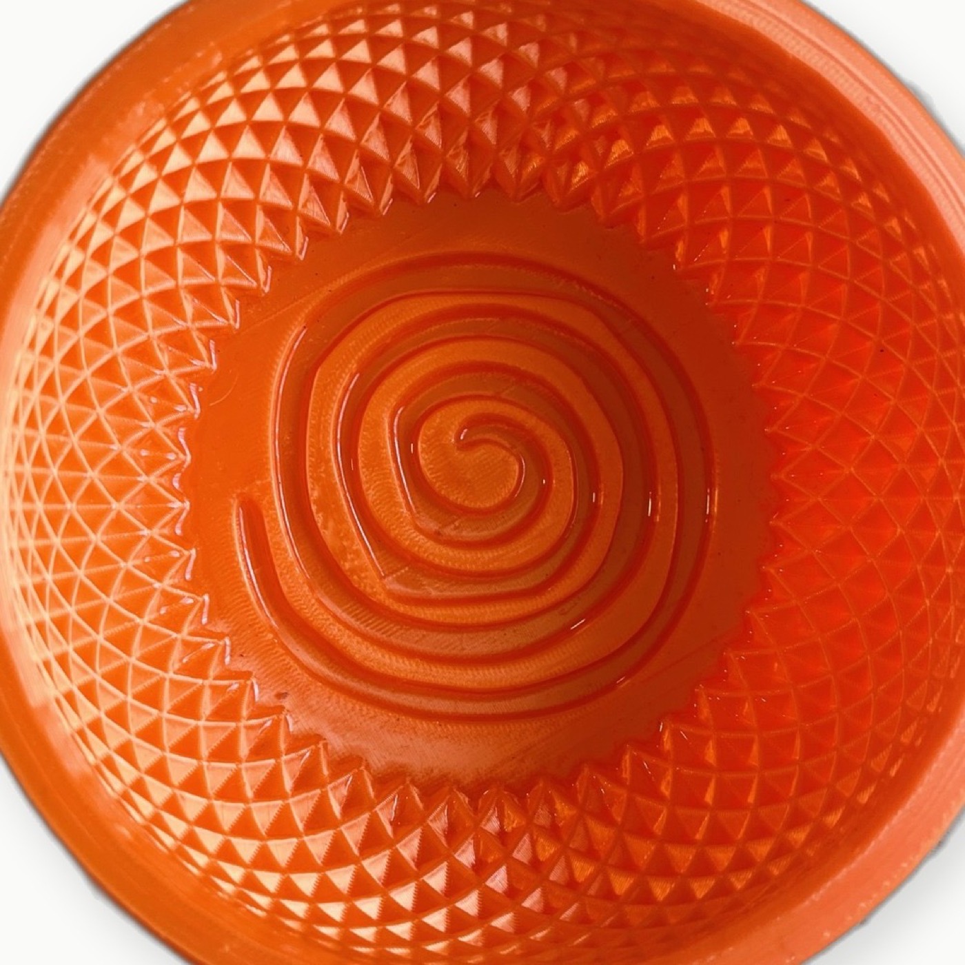 3D Baskı Turuncu Spiral Tıraş Kasesi